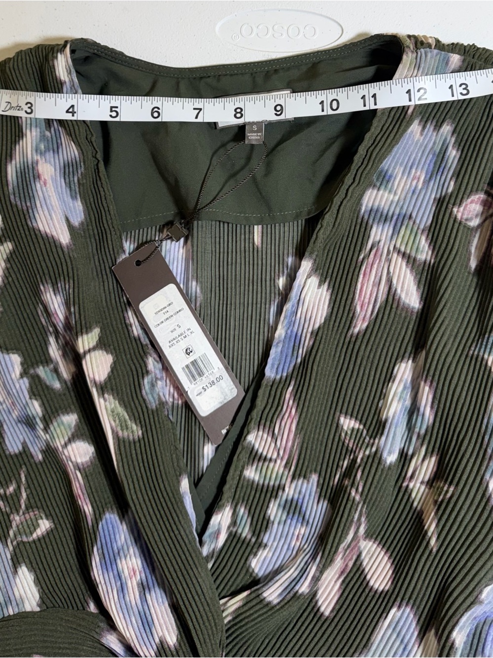 BCBG Olive Floral Wrap Dress with Light Blue Blossoms NWT size Small - Picture 7 of 10